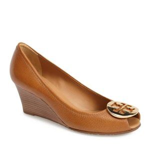 Tory Burch sally 2 peep toe pump.